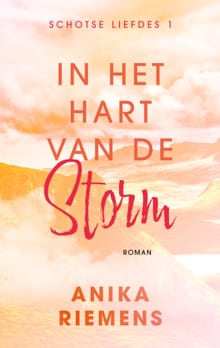 In het hart van de storm - Anika Riemens