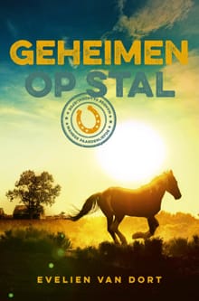 Geheimen op stal - Evelien van Dort